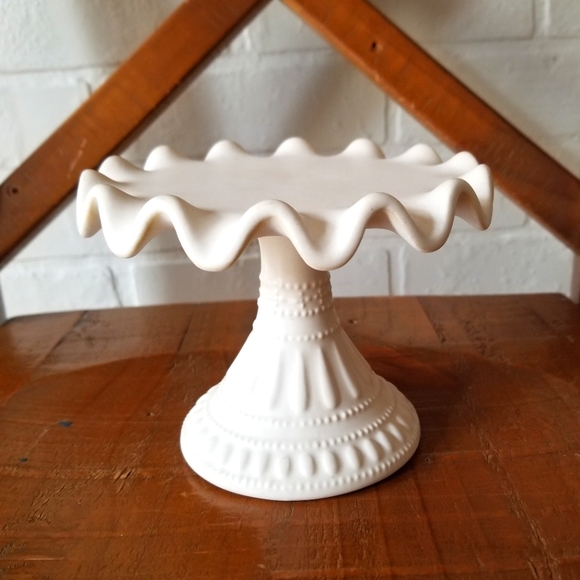 Other - White Ruffled Top Display Pedistal, Ceramic